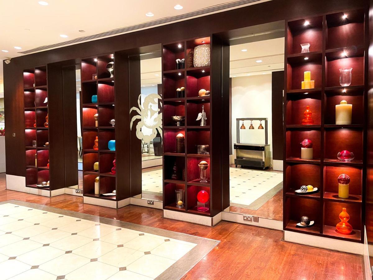 فندق موفنبيك جراند البستان دبي المظهر الخارجي الصورة The interior of the hotel