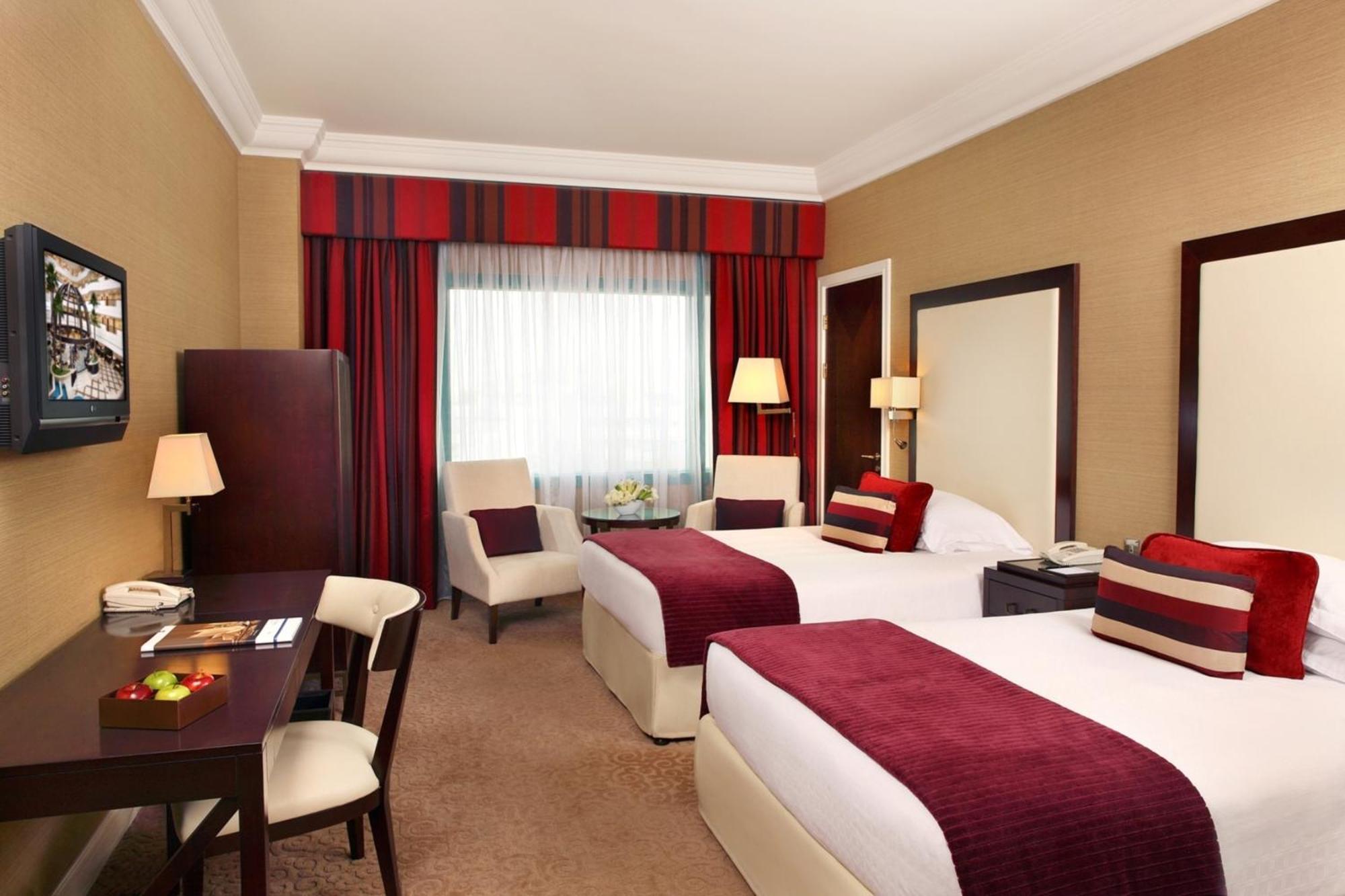فندق موفنبيك جراند البستان دبي المظهر الخارجي الصورة A room at the InterContinental London Park Lane
