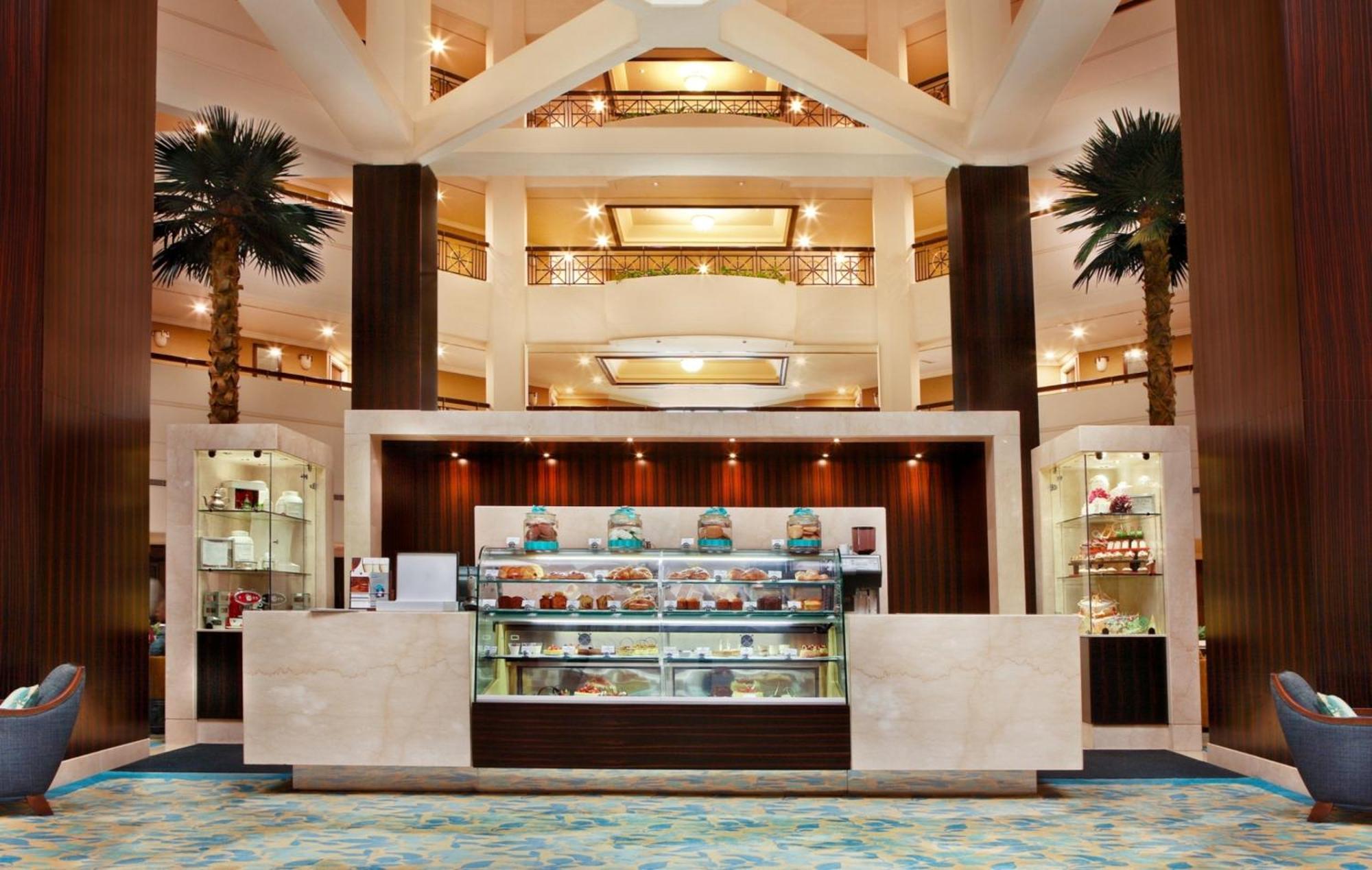 فندق موفنبيك جراند البستان دبي المظهر الخارجي الصورة The lobby of the hotel