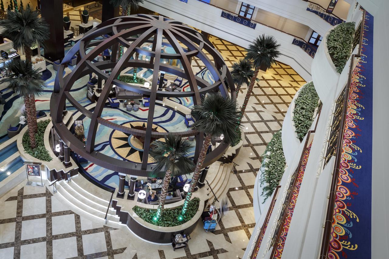 فندق موفنبيك جراند البستان دبي المظهر الخارجي الصورة The lobby of the hotel
